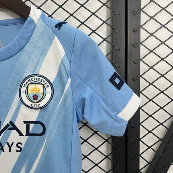 25/26 Manchester City Home Kids Kit - Image 4