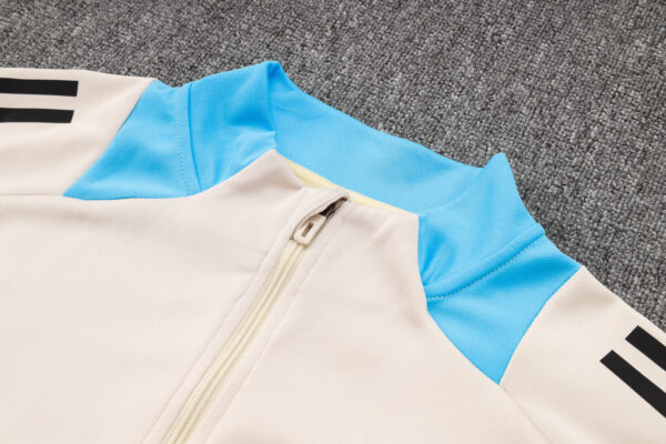 24/25 Argentina Beige Full Zipper Tracksuit - Image 3