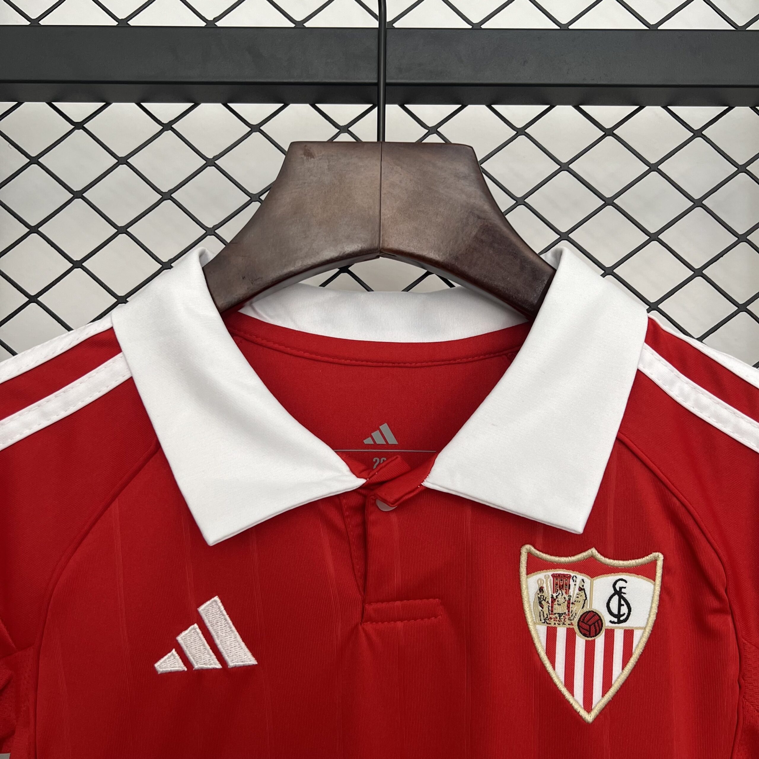 25/26 Sevilla FC Away Kids Kit - Image 2