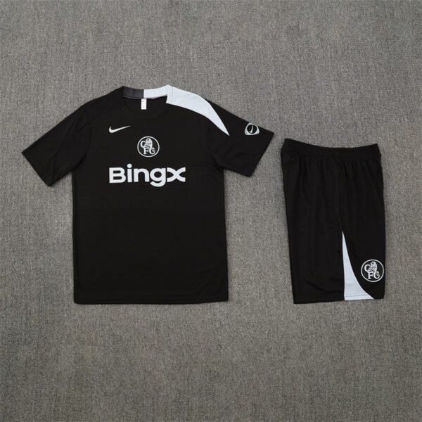 25/26 Chelsea Black T90 Training Set - Image 2