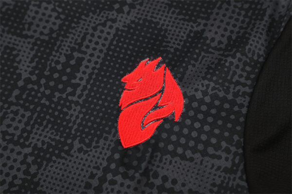 25/26 AC Milan Black Training Set - Image 4