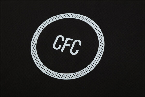 25/26 Chelsea Black T90 Training Set - Image 4