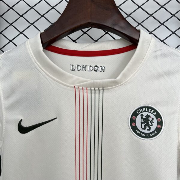 25/26 Chelsea Away Kids Kit - Image 3