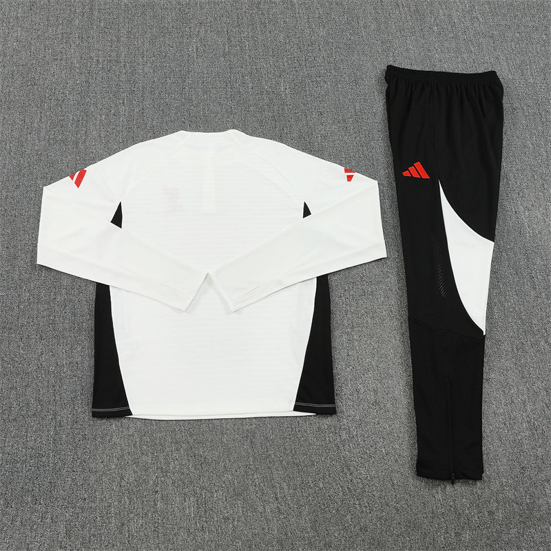 25/26 LVP White Half Zipper Tracksuit - Image 6