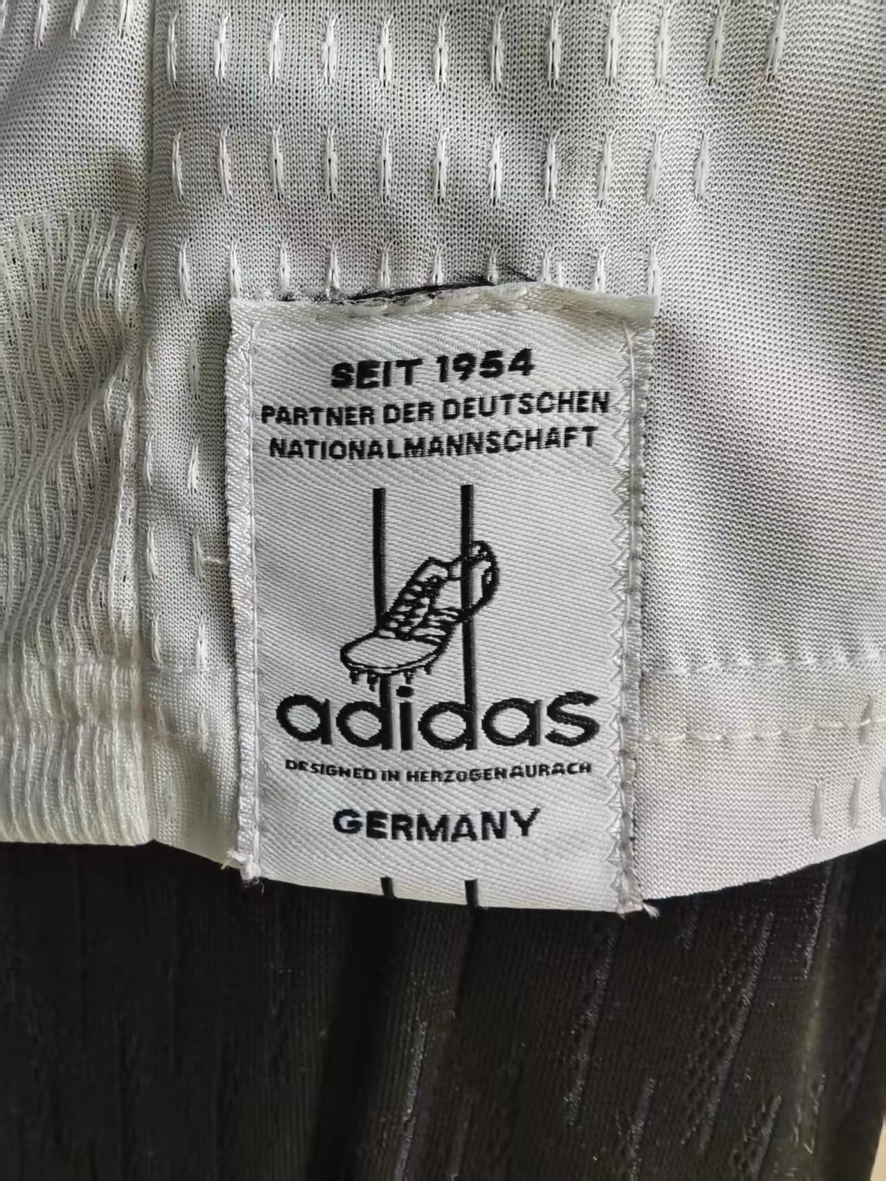 25/26 Germany Home Kit Player Version - Image 2