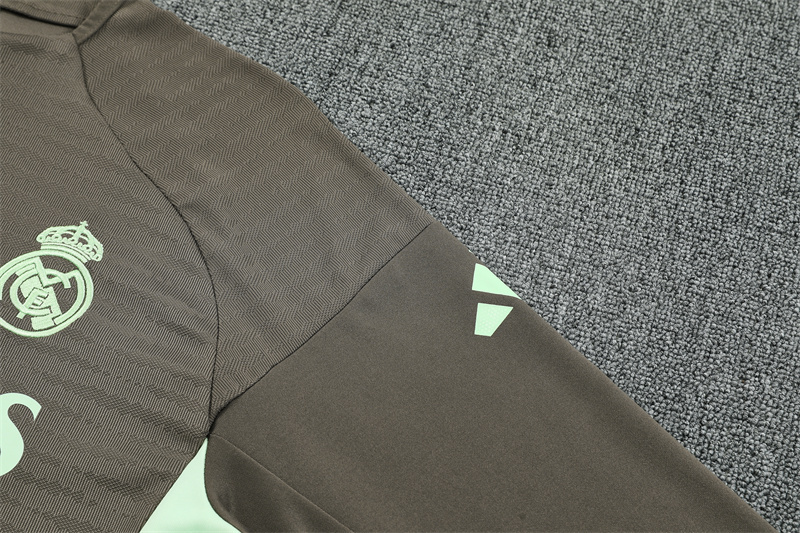 25/26 Real Madrid Khaki Half Zipper Tracksuit - Image 5