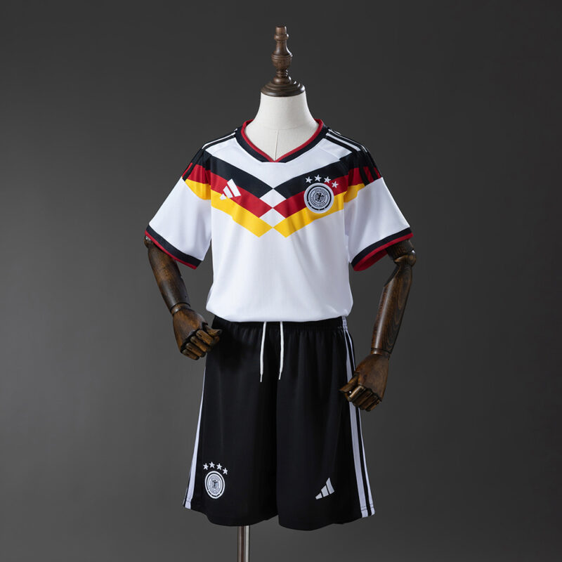 26/25 Germany Home Kids Kit