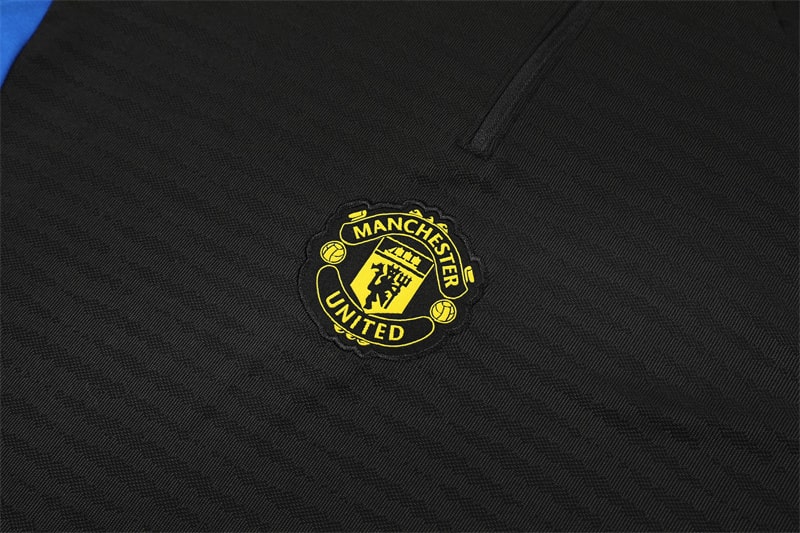 25/26 Manchester United Black Tracksuit - Image 4