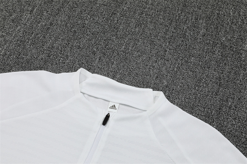 25/26 Real Madrid White Half Zipper Tracksuit - Image 4